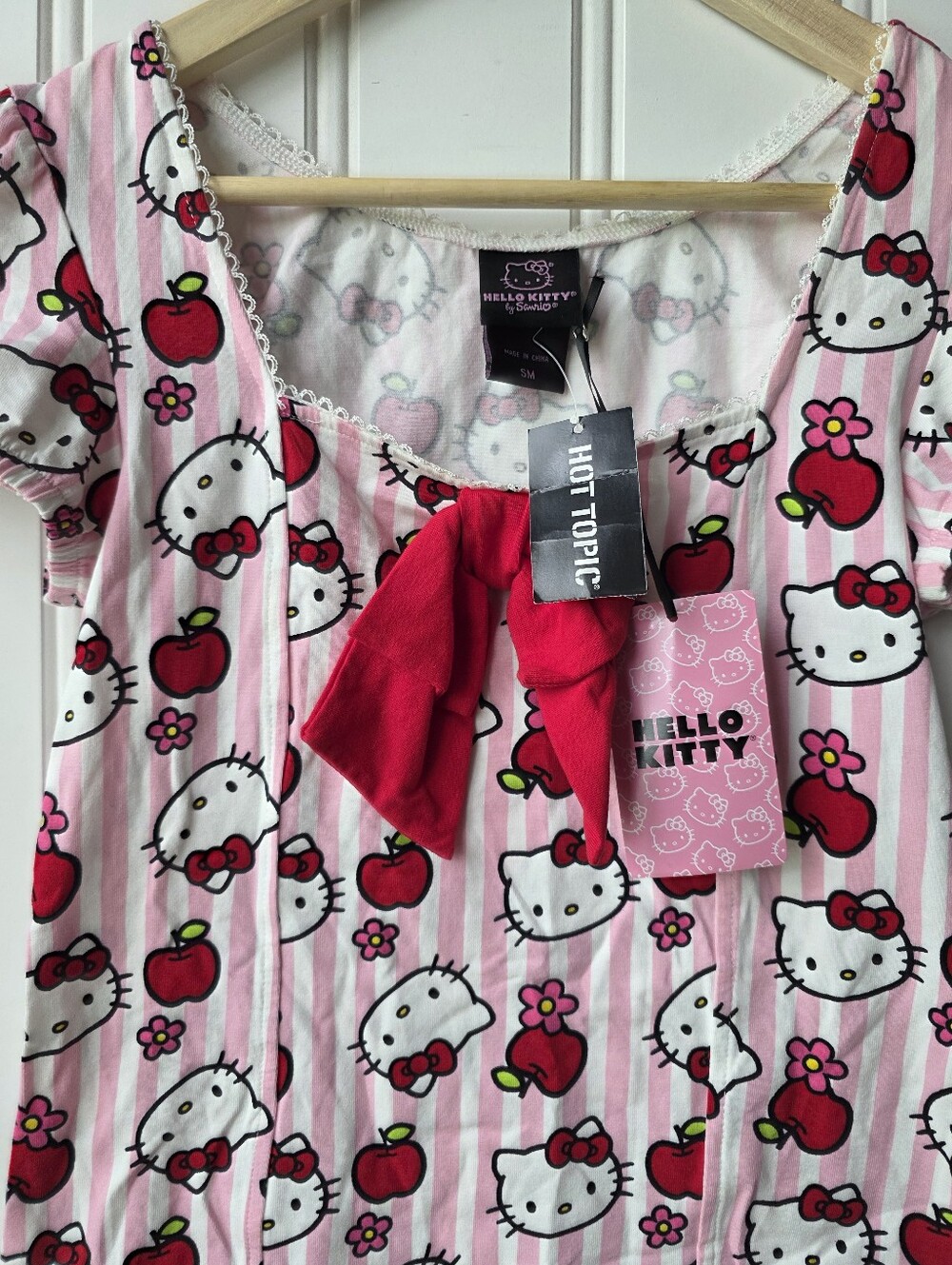 Hot Topic Hello Kitty Sanrio Y2K Pink Striped Blouse Top Apples Small Medium - Picture 2 of 11